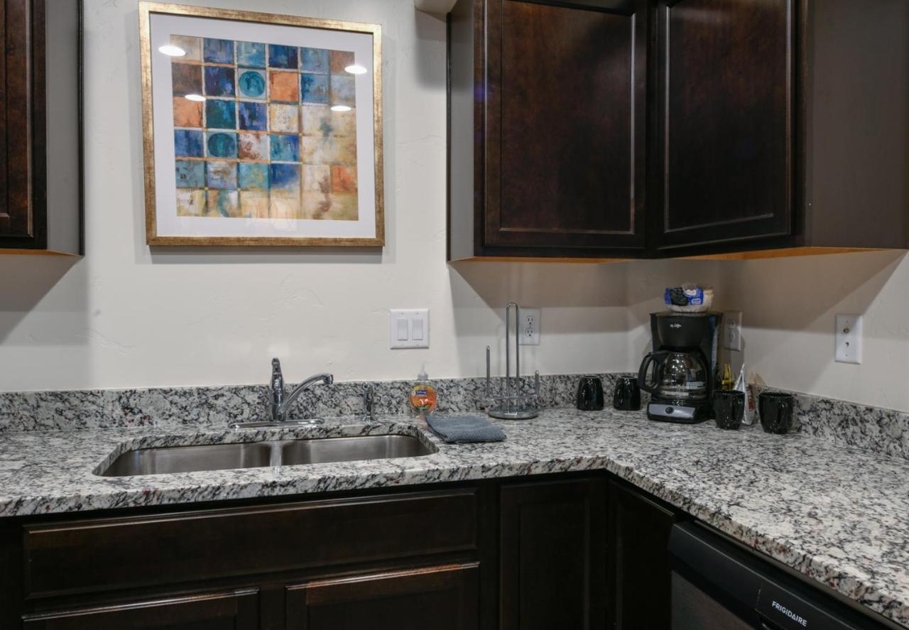 Moab Redcliff Condos Dean Re Екстериор снимка